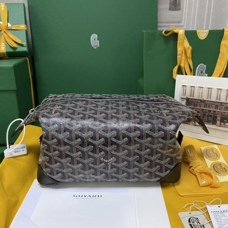 Go*ard cosmetic bags